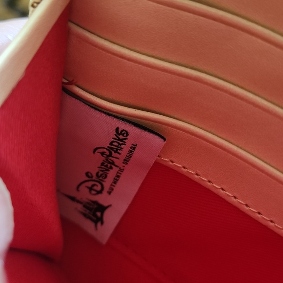 NWT Dooney & Bourke Disney Parks Winnie The Pooh & Friends 3/4 Zip Long Wallet - Picture 12 of 17